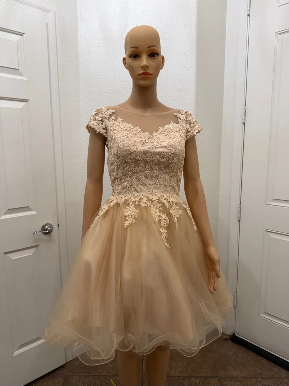 Lets | Dresses | Lets Elegant Champagne Cream Lace Appliqu Rhinestone Voluminou Tulle Prom Dress